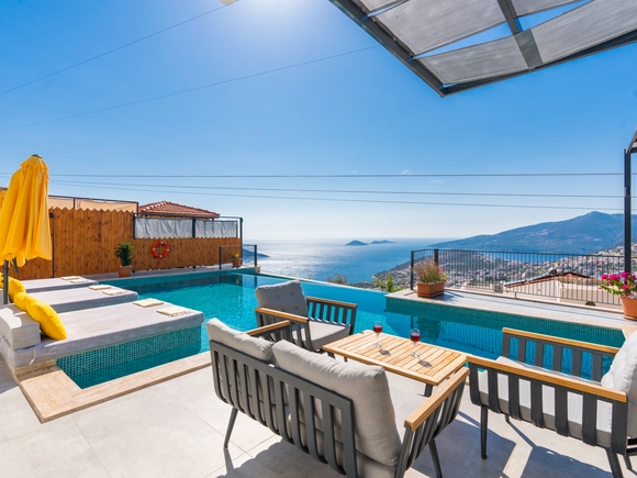  gece  -  Kasım
  | Kalkan Kızıltaş’ta Jakuzili, Deniz Manzaralı Lüks Villa | Villa Badem 6 Kişilik Kiralık Tatil Evi