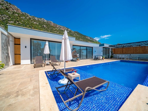 gece  -  Kasım
  | Kalkan Kördere'de Romantik Balayı ve Aile Villası: Doğa ve Deniz Manzaralı Özel Havuzlu Lüks Kaçamak