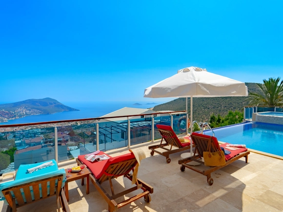  gece  -  Kasım
  | Kalkan Akbel'de Eşsiz Deniz Manzaralı Geniş Aile Villası