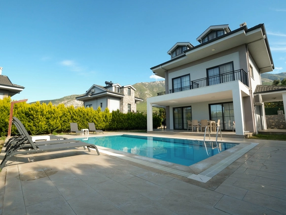  gece  -  Kasım
  | Fethiye Ölüdeniz Ovacık’ta 8 Kişilik Özel Havuzlu Lüks Villa Tatili