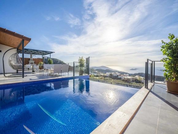  gece  -  Kasım
  | Kalkan Kördere Balayı Villası (Jakuzili, Deniz Manzaralı, Lüks)