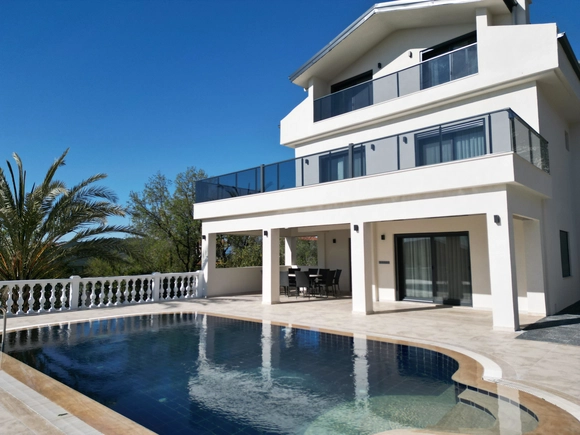  gece  -  Kasım
  | Fethiye Ovacık’ta 12 Kişilik Özel Havuzlu Geniş Aile Villası