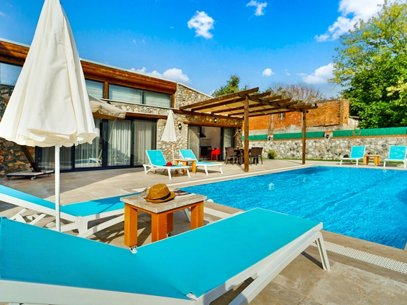  gece  -  Kasım
  | Fethiye Kayaköy’de 6 Kişilik Jakuzili Özel Havuzlu Doğa Villası