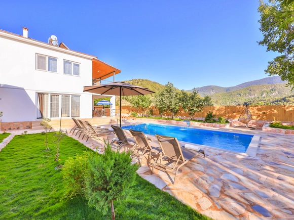  gece  -  Kasım
  | Kalkan Hacıoğlan'da 10 Kişilik Lüks Villa: Tuzlu Su Havuzlu ve Jakuzili Cennet