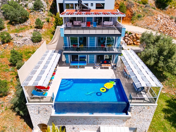  gece  -  Kasım
  | Kalkan Kördere’de Jakuzili ve Isıtmalı Havuzlu 8 Kişilik Lüks Villa