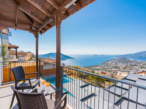  gece  -  Kasım
  | Kalkan Kızıltaş’ta Jakuzili, Deniz Manzaralı Lüks Villa | Villa Badem 6 Kişilik Kiralık Tatil Evi