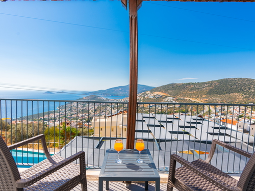  gece  -  Kasım
  | Kalkan Kızıltaş’ta Jakuzili, Deniz Manzaralı Lüks Villa | Villa Badem 6 Kişilik Kiralık Tatil Evi