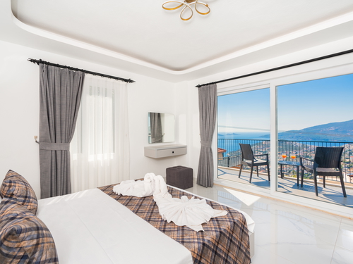  gece  -  Kasım
  | Kalkan Kızıltaş’ta Jakuzili, Deniz Manzaralı Lüks Villa | Villa Badem 6 Kişilik Kiralık Tatil Evi