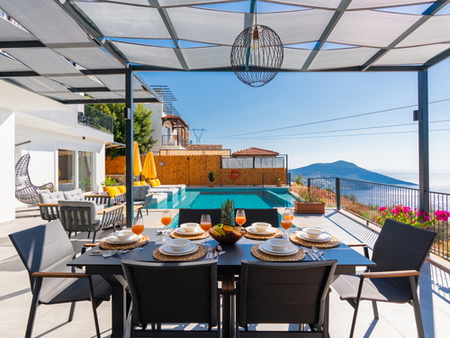  gece  -  Kasım
  | Kalkan Kızıltaş’ta Jakuzili, Deniz Manzaralı Lüks Villa | Villa Badem 6 Kişilik Kiralık Tatil Evi
