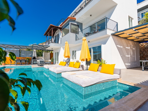  gece  -  Kasım
  | Kalkan Kızıltaş’ta Jakuzili, Deniz Manzaralı Lüks Villa | Villa Badem 6 Kişilik Kiralık Tatil Evi