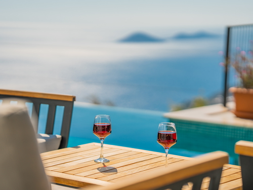  gece  -  Kasım
  | Kalkan Kızıltaş’ta Jakuzili, Deniz Manzaralı Lüks Villa | Villa Badem 6 Kişilik Kiralık Tatil Evi