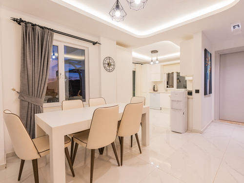 gece - Kasım
| Kalkan Kızıltaş’ta Jakuzili, Deniz Manzaralı Lüks Villa | Villa Badem 6 Kişilik Kiralık Tatil Evi