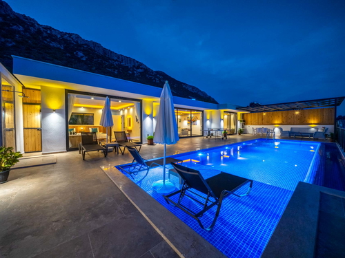  gece  -  Kasım
  | Kalkan Kördere'de Romantik Balayı ve Aile Villası: Doğa ve Deniz Manzaralı Özel Havuzlu Lüks Kaçamak