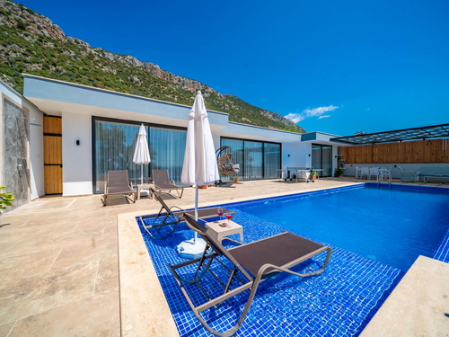 gece - Kasım
| Kalkan Kördere'de Romantik Balayı ve Aile Villası: Doğa ve Deniz Manzaralı Özel Havuzlu Lüks Kaçamak