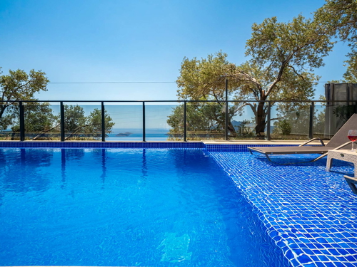  gece  -  Kasım
  | Kalkan Kördere'de Romantik Balayı ve Aile Villası: Doğa ve Deniz Manzaralı Özel Havuzlu Lüks Kaçamak