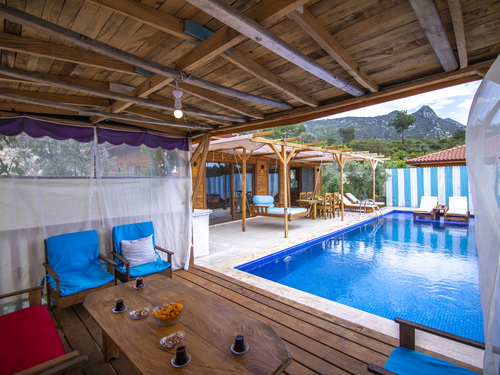  gece  -  Kasım
  | Kalkan'da Jakuzili ve Doğa Manzaralı Balayı Villası: Romantik Kaçamak İçin İdeal