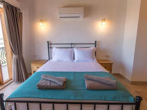  gece  -  Kasım
  | Kalkan Sarıbelen Villa Kiralama: Isıtmalı, Korunaklı Havuzlu, Doğa İçinde, 6 Kişilik