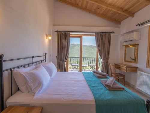  gece  -  Kasım
  | Kalkan Sarıbelen Villa Kiralama: Isıtmalı, Korunaklı Havuzlu, Doğa İçinde, 6 Kişilik