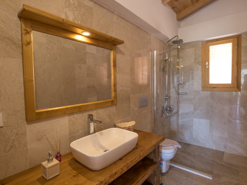  gece  -  Kasım
  | Kalkan Sarıbelen Villa Kiralama: Isıtmalı, Korunaklı Havuzlu, Doğa İçinde, 6 Kişilik