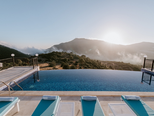  gece  -  Kasım
  | Kalkan Sarıbelen Villa Kiralama: Isıtmalı, Korunaklı Havuzlu, Doğa İçinde, 6 Kişilik