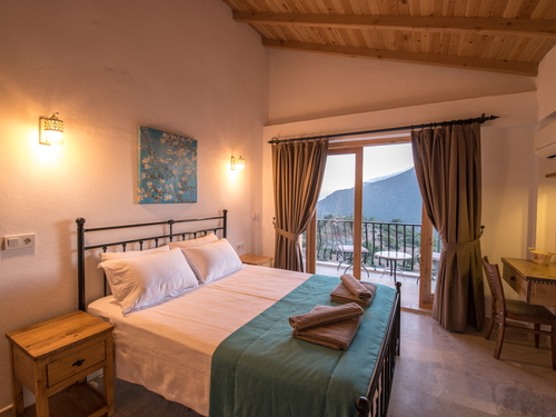 gece  -  Kasım
  | Kalkan Sarıbelen Villa Kiralama: Isıtmalı, Korunaklı Havuzlu, Doğa İçinde, 6 Kişilik