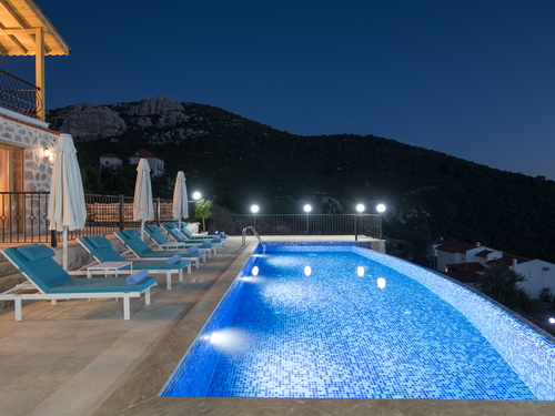  gece  -  Kasım
  | Kalkan Sarıbelen Villa Kiralama: Isıtmalı, Korunaklı Havuzlu, Doğa İçinde, 6 Kişilik