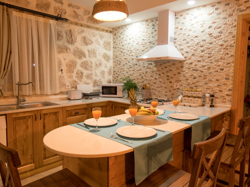  gece  -  Kasım
  | Kalkan Sarıbelen Villa Kiralama: Isıtmalı, Korunaklı Havuzlu, Doğa İçinde, 6 Kişilik