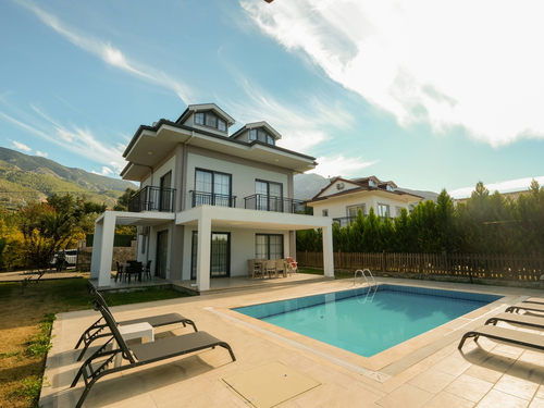 gece - Kasım
| Fethiye Ölüdeniz Ovacık’ta 8 Kişilik Özel Havuzlu Lüks Villa Tatili