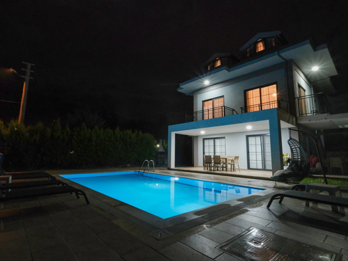 gece - Kasım
| Ölüdeniz Ovacık'ta Doğa Manzaralı 8 Kişilik Lüks Aile Villası