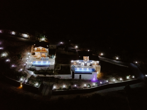  gece  -  Kasım
  | Kalkan Sarıbelen Isıtmalı Havuzlu Villa (6 Kişilik, Doğa İçinde)