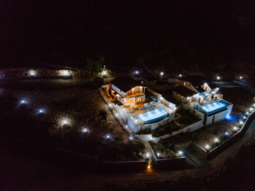  gece  -  Kasım
  | Kalkan Sarıbelen Isıtmalı Havuzlu Villa (6 Kişilik, Doğa İçinde)