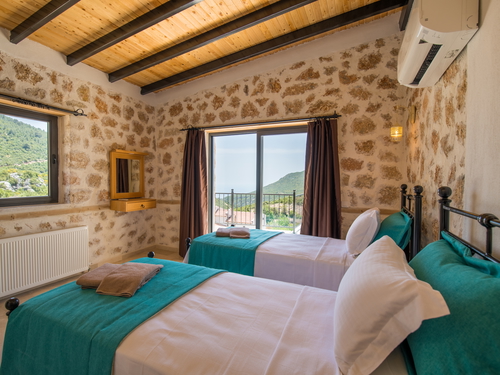  gece  -  Kasım
  | Kalkan Sarıbelen Isıtmalı Havuzlu Villa (6 Kişilik, Doğa İçinde)