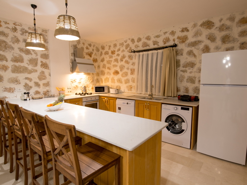  gece  -  Kasım
  | Kalkan Sarıbelen Isıtmalı Havuzlu Villa (6 Kişilik, Doğa İçinde)