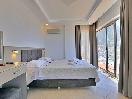  gece  -  Kasım
  | Kalkan Merkez Deniz Manzaralı Villa: 6 Kişilik, Özel Havuzlu