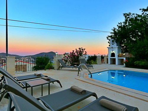  gece  -  Kasım
  | Kalkan Merkez Deniz Manzaralı Villa: 6 Kişilik, Özel Havuzlu