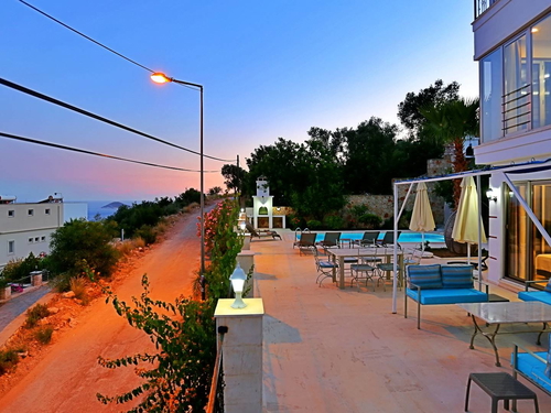  gece  -  Kasım
  | Kalkan Merkez Deniz Manzaralı Villa: 6 Kişilik, Özel Havuzlu