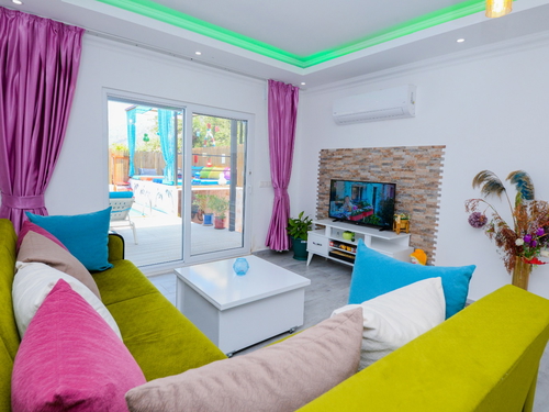  gece  -  Kasım
  | Kalkan Üzümlü Muhafazakar Villa (2 Kişilik, Özel Havuzlu, Jakuzili)