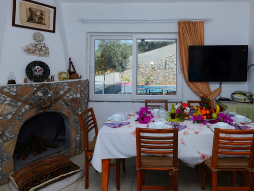  gece  -  Kasım
  | Kalkan Kördere Deniz Manzaralı Villa: Zeytin Ağaçları İçinde, 7 Kişilik