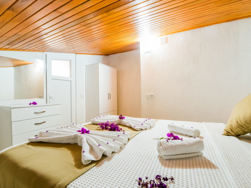 gece - Kasım
| Kalkan Kördere Villa (8 Kişilik, Deniz Manzaralı, Jakuzili Seçenekli)
