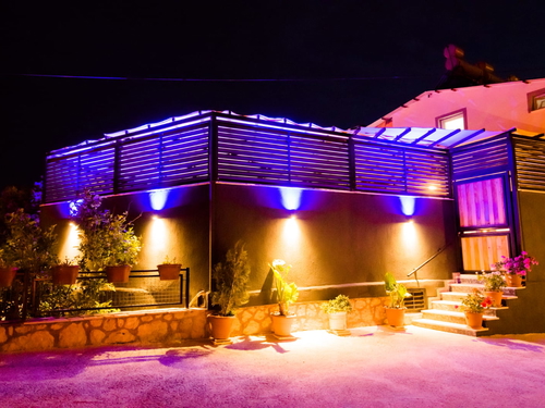  gece  -  Kasım
  | Kalkan Kördere Villa (8 Kişilik, Deniz Manzaralı, Jakuzili Seçenekli)