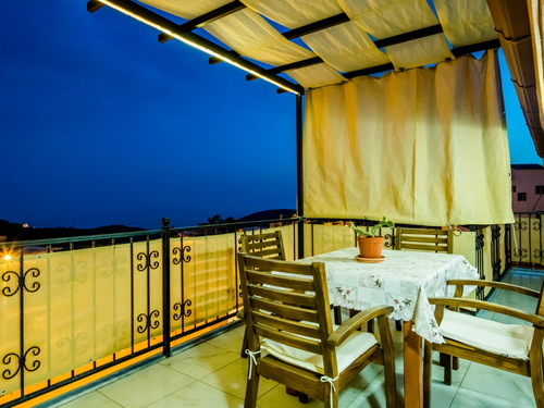 gece - Kasım
| Kalkan Kördere Villa (8 Kişilik, Deniz Manzaralı, Jakuzili Seçenekli)