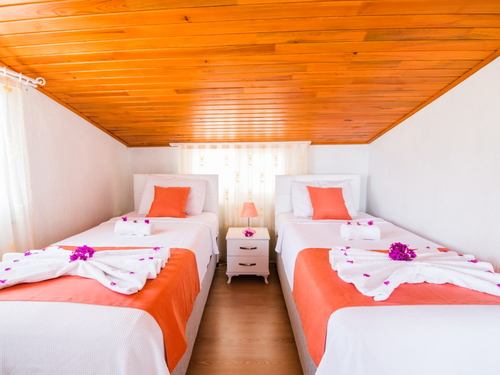  gece  -  Kasım
  | Kalkan Kördere Villa (8 Kişilik, Deniz Manzaralı, Jakuzili Seçenekli)