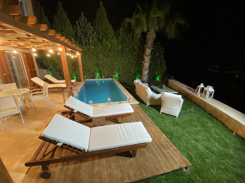  gece  -  Kasım
  | Kalkan İncebel Lavanta Sitesi Villa (6 Kişilik, Deniz Manzaralı, Özel Havuzlu, Site Olanaklı)