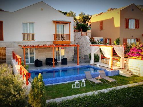  gece  -  Kasım
  | Kalkan İncebel Villa (4 Kişilik, Deniz Manzaralı, Jakuzili, Özel Havuzlu, Site)
