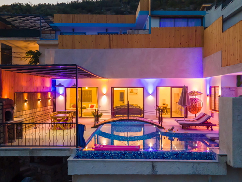  gece  -  Kasım
  | Villa Tatili Kalkan İslamlar’da | Jakuzili ve Isıtmalı Havuzlu 4 Kişilik Lüks Konaklama