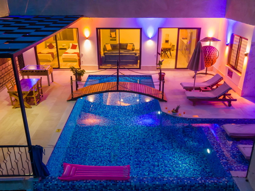 gece - Kasım
| Villa Tatili Kalkan İslamlar’da | Jakuzili ve Isıtmalı Havuzlu 4 Kişilik Lüks Konaklama