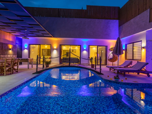  gece  -  Kasım
  | Villa Tatili Kalkan İslamlar’da | Jakuzili ve Isıtmalı Havuzlu 4 Kişilik Lüks Konaklama