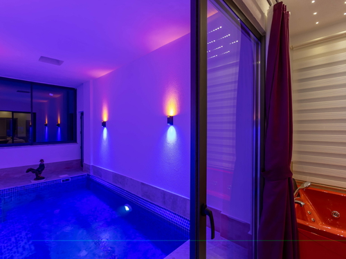 gece - Kasım
| Villa Tatili Kalkan İslamlar’da | Jakuzili ve Isıtmalı Havuzlu 4 Kişilik Lüks Konaklama