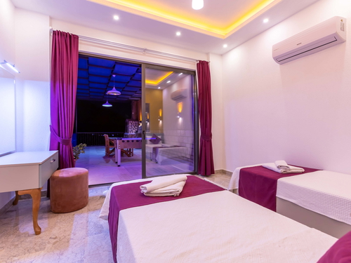 gece - Kasım
| Villa Tatili Kalkan İslamlar’da | Jakuzili ve Isıtmalı Havuzlu 4 Kişilik Lüks Konaklama