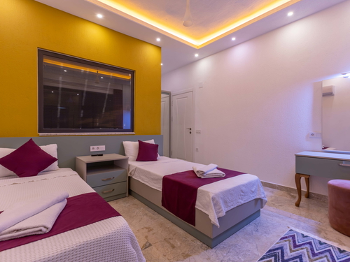 gece - Kasım
| Villa Tatili Kalkan İslamlar’da | Jakuzili ve Isıtmalı Havuzlu 4 Kişilik Lüks Konaklama